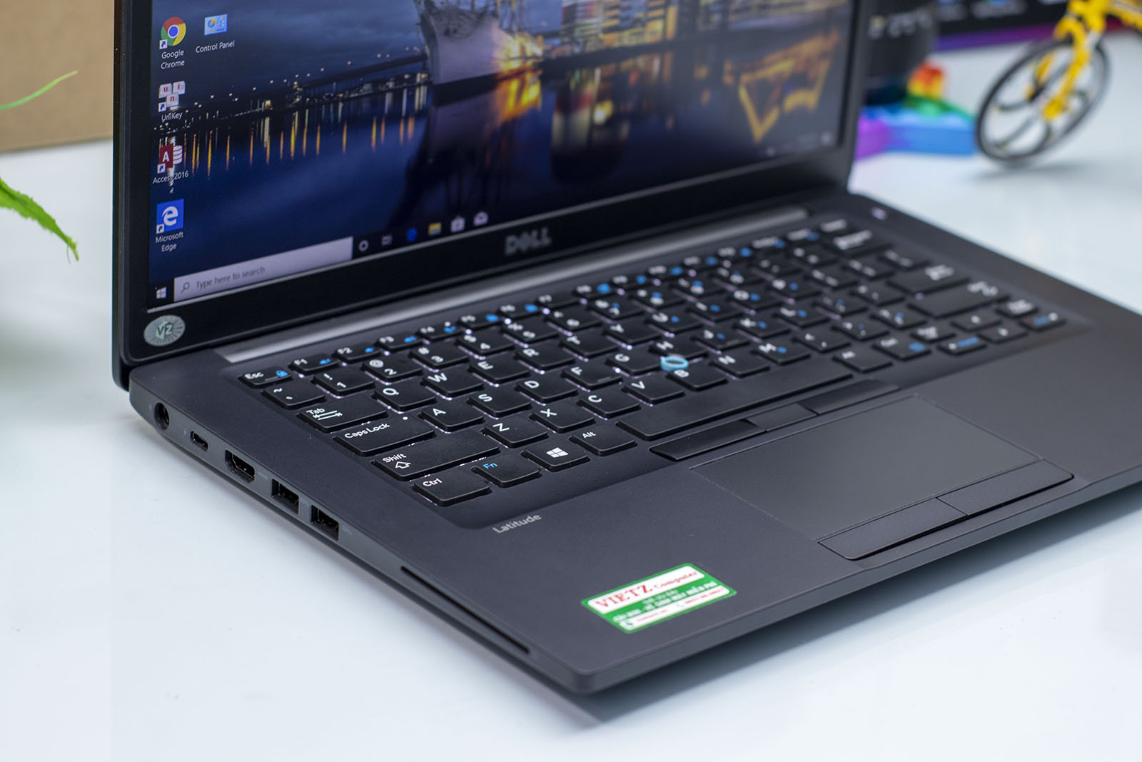 Dell Latitude 7480 i7 6600u 8GB SSD 256Gb 14 FHD IPS Dell Latitude 7480 i7 6600u 8GB SSD 256Gb 14 FHD IPS