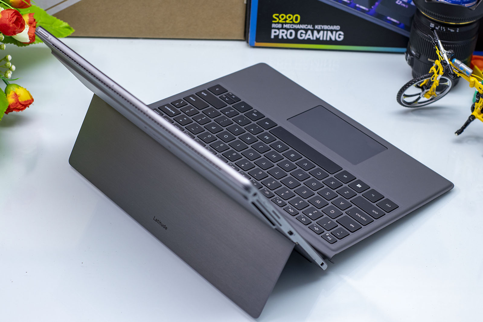 Dell Latitude 7320 Detachable Core i7 1180G7 Ram 16GB 13'' FHD Dell Latitude 7320 Detachable Core i7 1180G7 Ram 16GB 13'' FHD