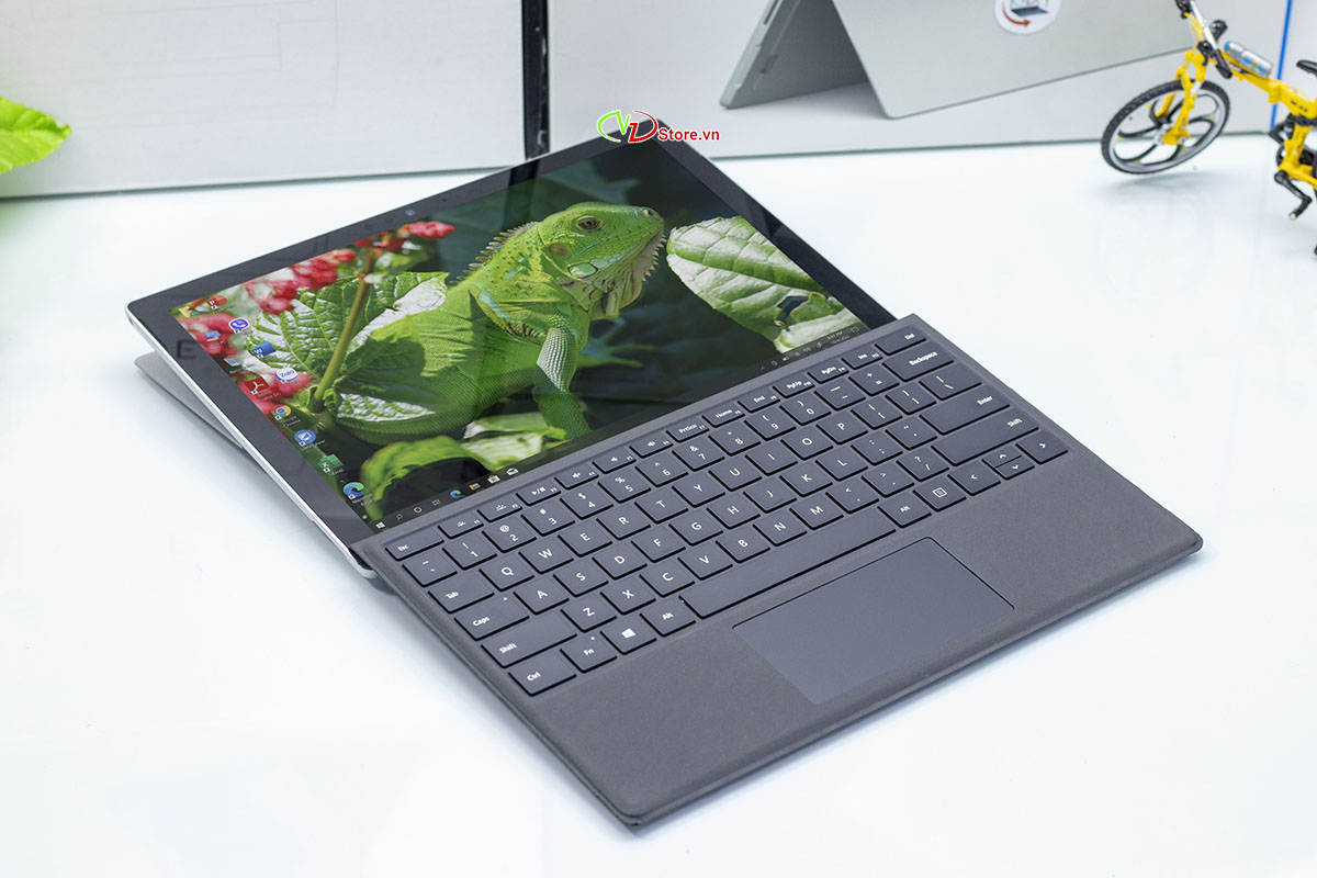 Surface Pro 5