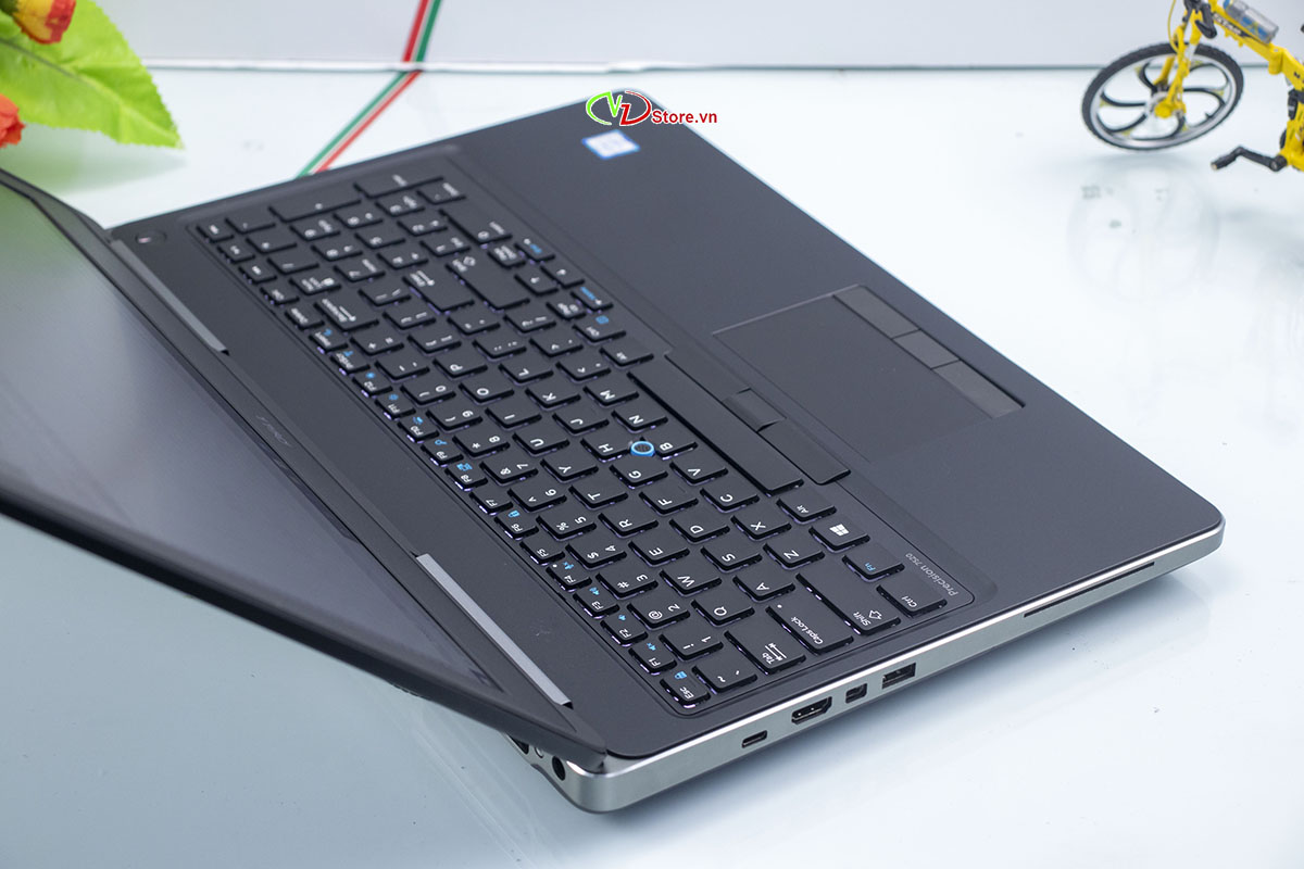 Dell Precision M7520