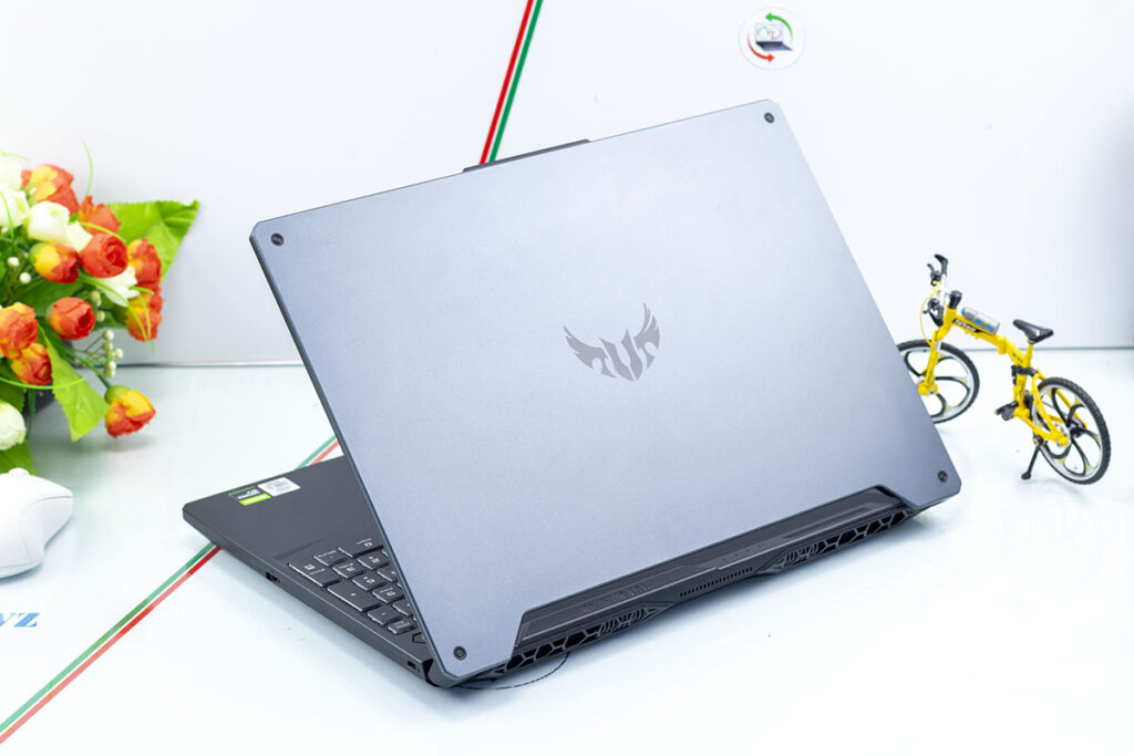 Asus TUF FX506L i5-10300H 16GB 512GB 15,6'' FHD , GTX1650