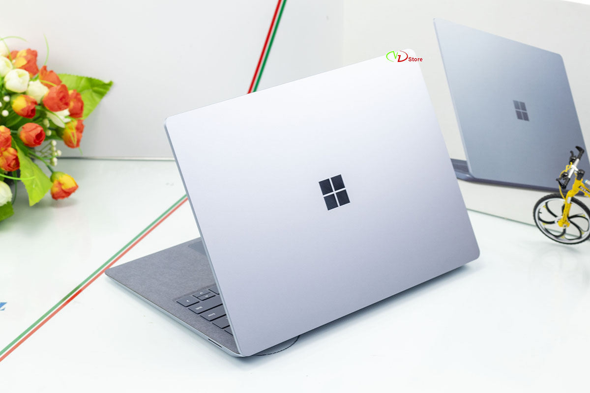 Surface Laptop 4