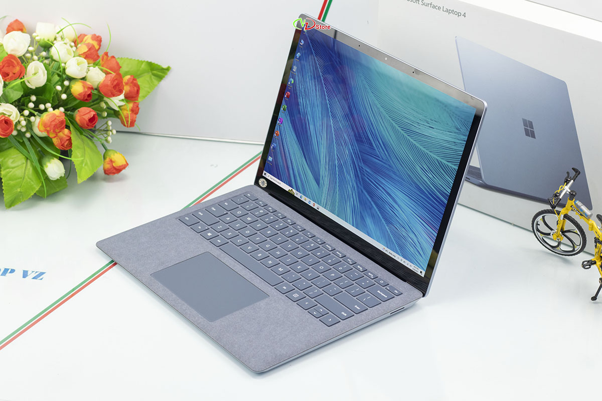 Surface Laptop 4