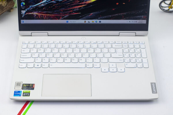 Lenovo IdeaPad Gaming 3 15IAH7 - Ảnh 6