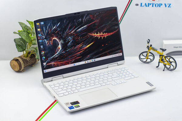 Lenovo IdeaPad Gaming 3 15IAH7 - Ảnh 3