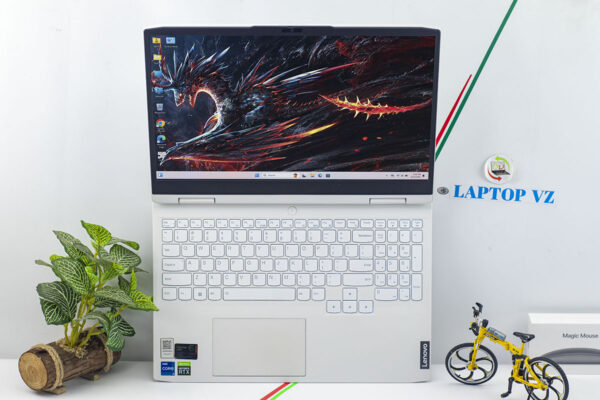 Lenovo IdeaPad Gaming 3 15IAH7 - Ảnh 5