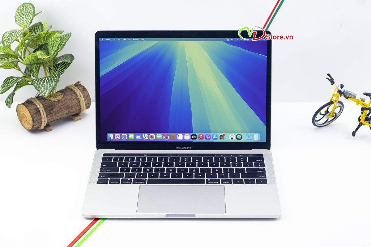 Macbook Pro 2016 13 inch - Ảnh 2