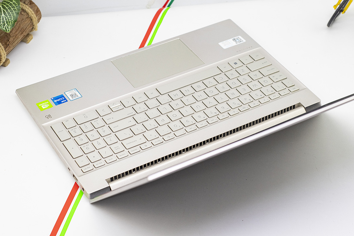 HP Pavilion 15-eg2063TX - Ảnh 5