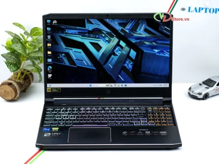 Alternative view of Acer Predator Helios PH315 54