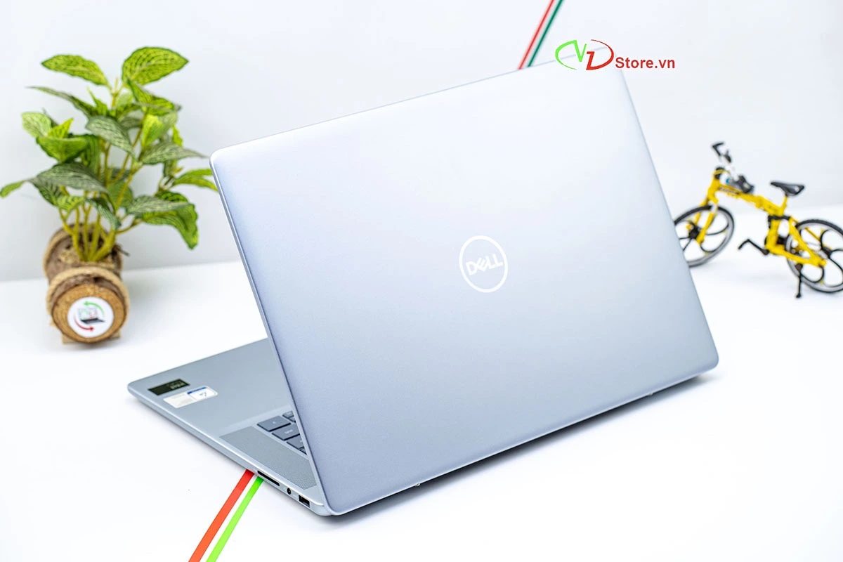 Dell Inspiron 16 Plus 7640 - Ảnh 10