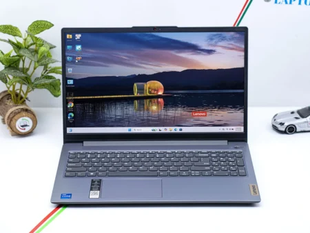 Alternative view of Lenovo Ideapad Slim 3 15IRH8
