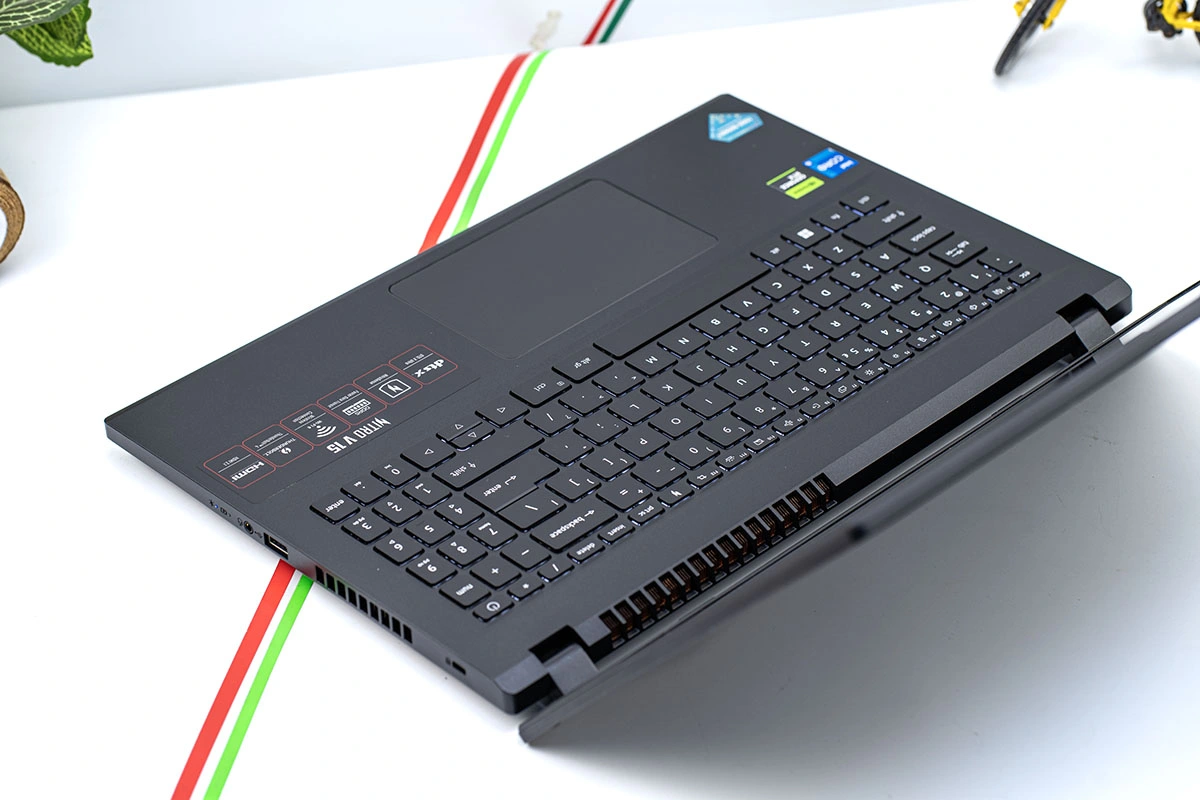 Acer Nitro V ANV15 51 55CA - Ảnh 7