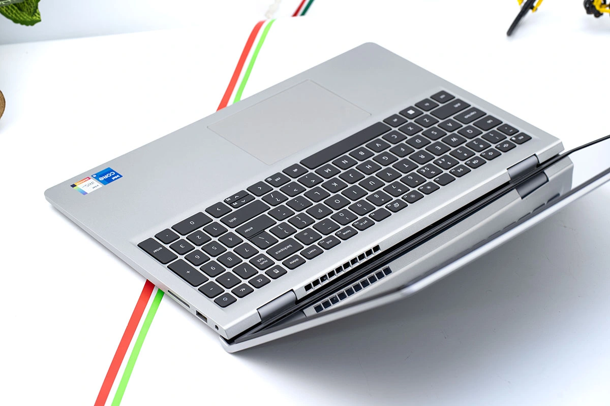 Dell Insprion 3530 - Ảnh 8