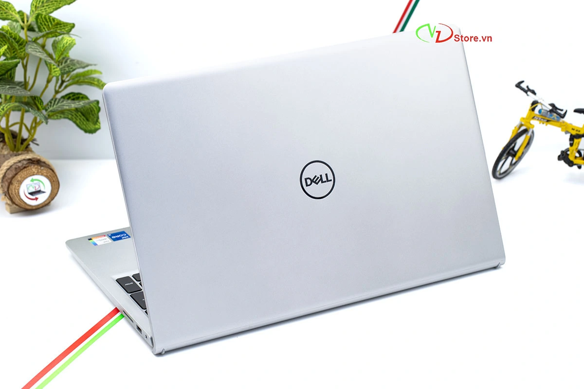 Dell Inspiron 3530