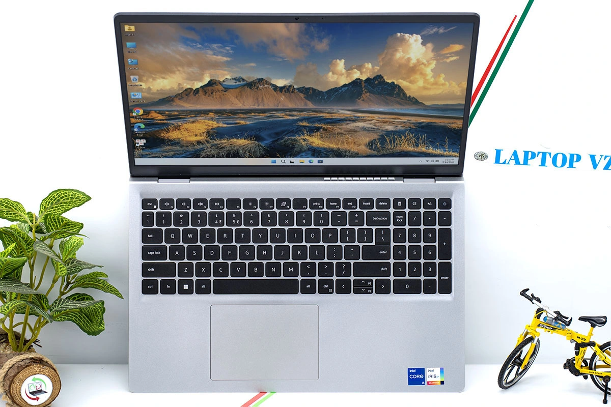 Dell Inspiron 3530