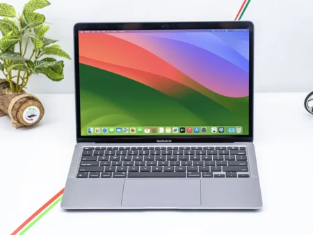 Alternative view of Macbook Air M1
