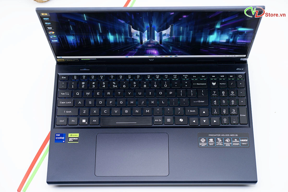 Acer Predator PHN16-72