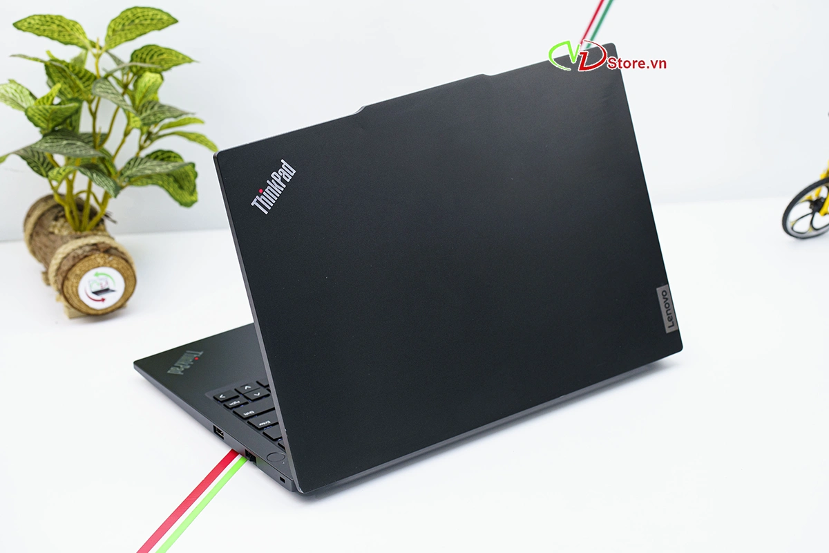 ThinkPad E14 Gen 6